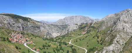 Bejes valley (click for full size)