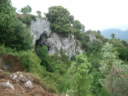 Cueva Tenis entrance