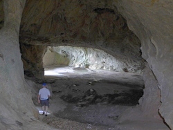 Cueva del Tenis